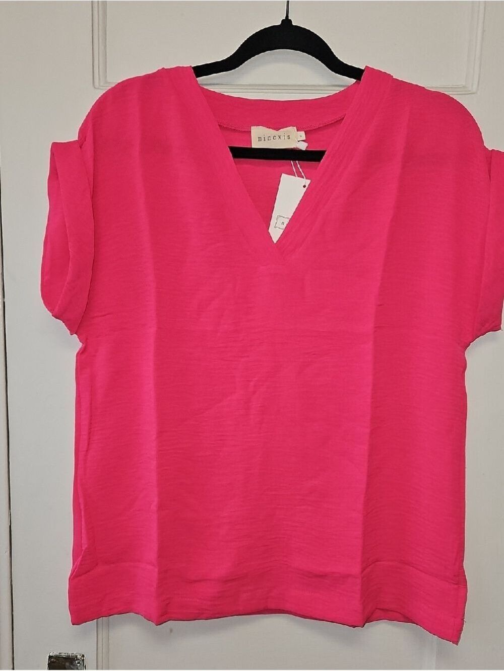 Bright Pink V-Neck Women’s Top NWT
